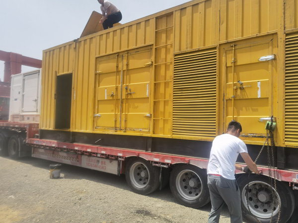 龙圩除了负载情况和发动机维护,还有哪些因素会影响 200kw 柴油发电机的油耗?