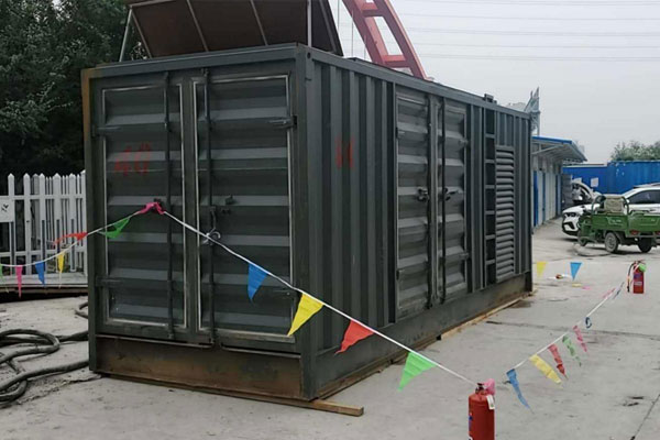 龙圩发电机租赁空气滤清器多久更换一次？