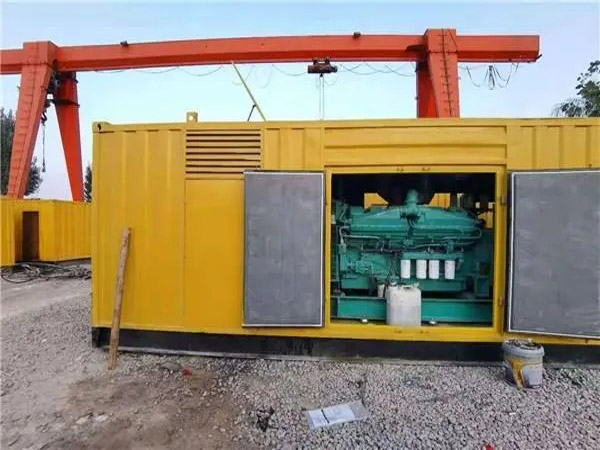 龙圩冬季低温环境下，500KW发电机组应该选择什么类型的启动电瓶？